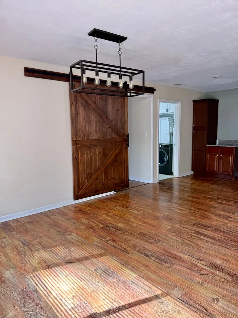 4BD/2BA Renovated Ranch on Cul-de-sac in Bradford Acres! Detached Garage! Off of Shore Drive! — Photo 4