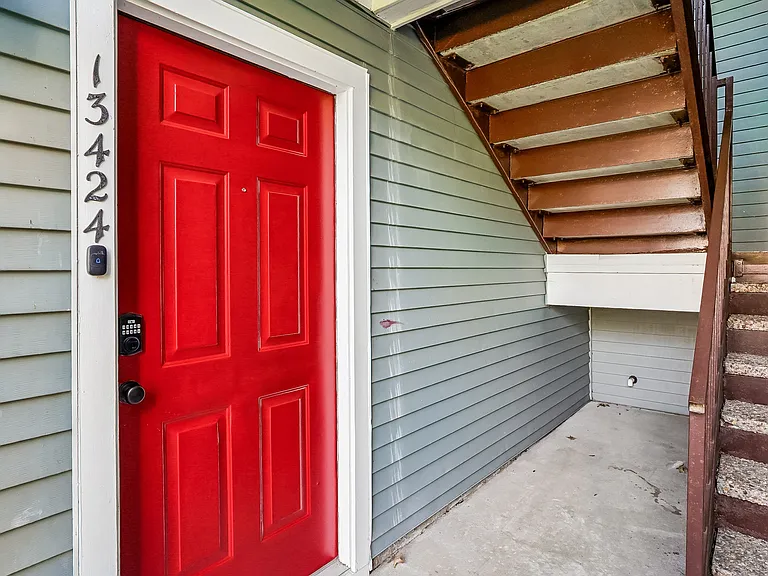 13424 Lord Dunbore Pl #24 — Photo 2