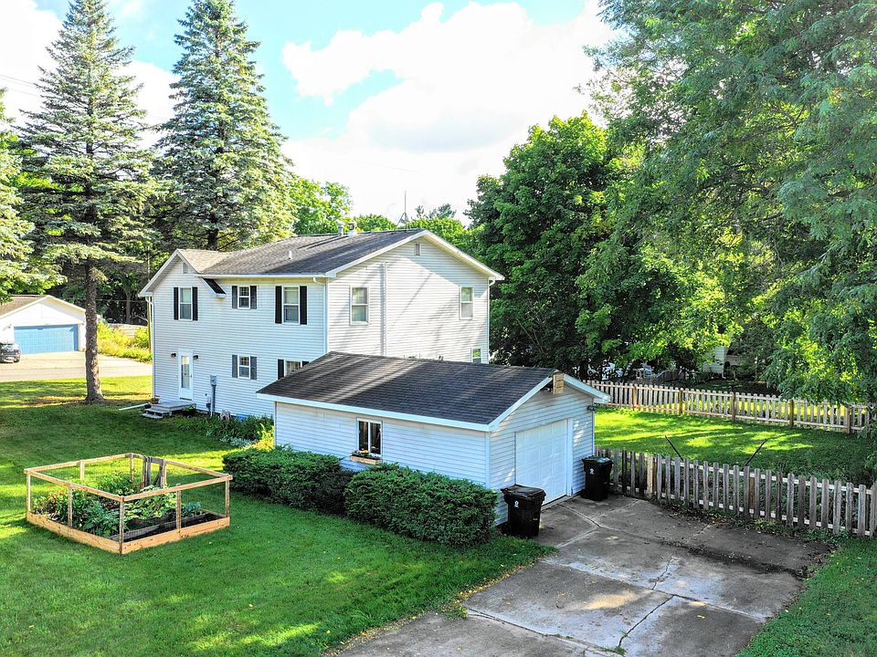 511 Spring St, Big Rapids, MI 49307 Zillow