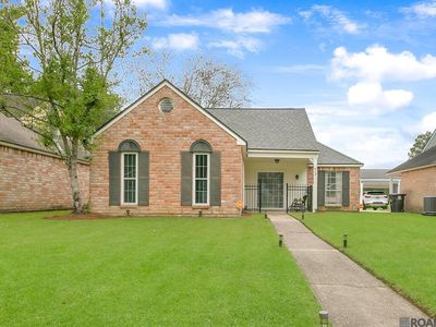 613 Fawn Lake Dr, Baton Rouge, LA, 70816