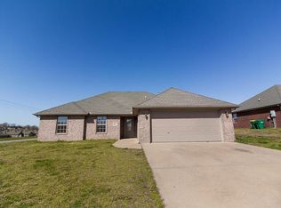 580 Tamarron Dr, Centerton, AR 72719