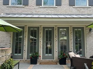 200 Forrest Aly, Roswell, GA 30075