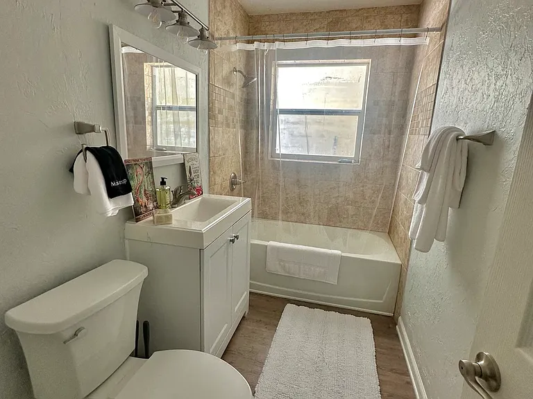 589 Hillside Ct — Photo 12