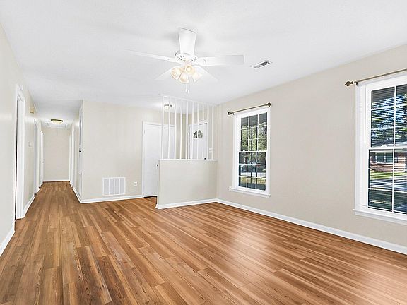 4th image of 3243 Vinewood Pl