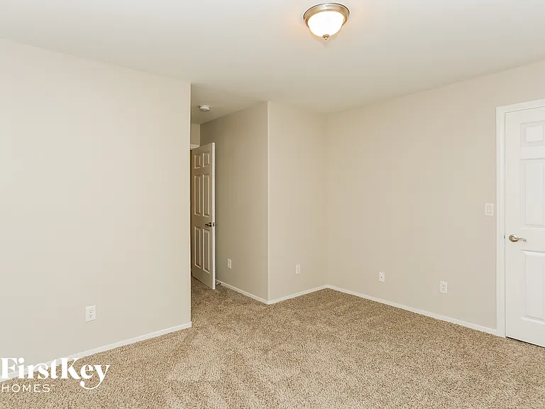 6415 Hamilton Grove Ave — Photo 9