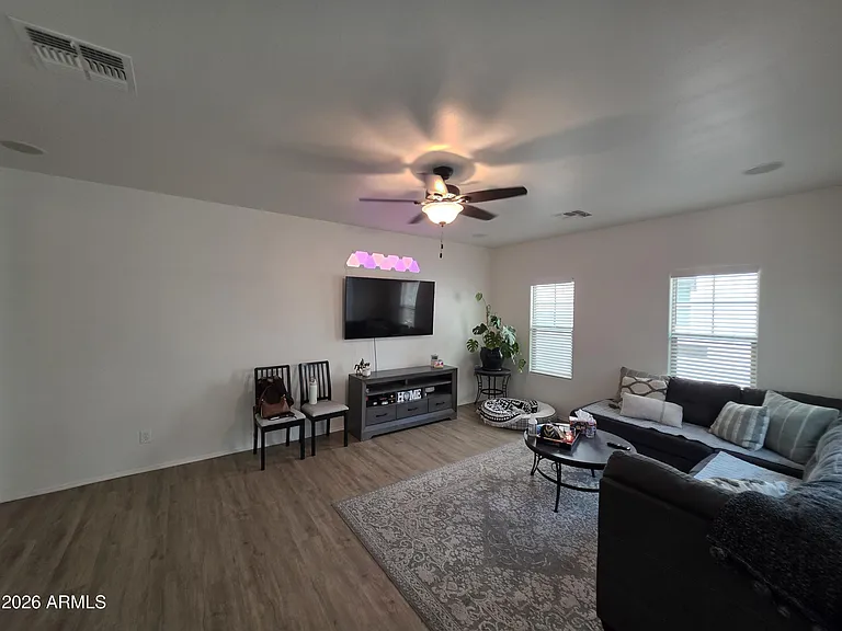 2170 W Scully Dr — Photo 6