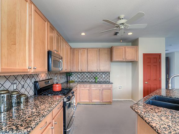 3rd image of 42917 W Ocean Breeze Dr