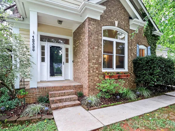 12324 Terrick Ct, Charlotte, NC 28273