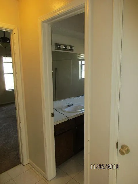 2 bed, 936 sqft, $1,100 — Photo 4