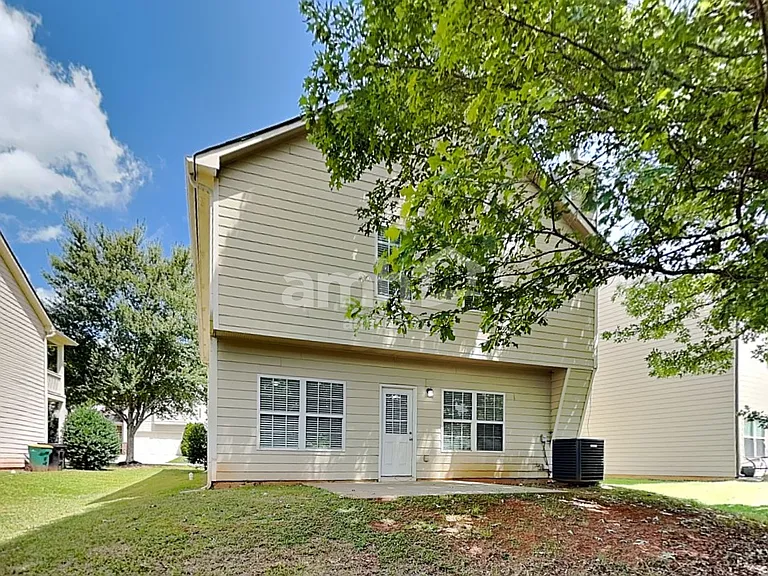 5203 Catrina Way — Photo 21