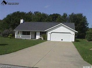 2388 Bay Meadow Dr, Madison, OH 44057