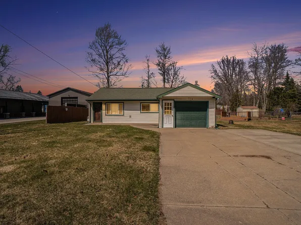 124 Dale Rd, Houghton Lake, MI 48629