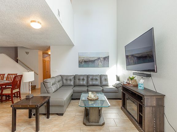 3rd image of 5707 Pinnacle Peak Ct NW