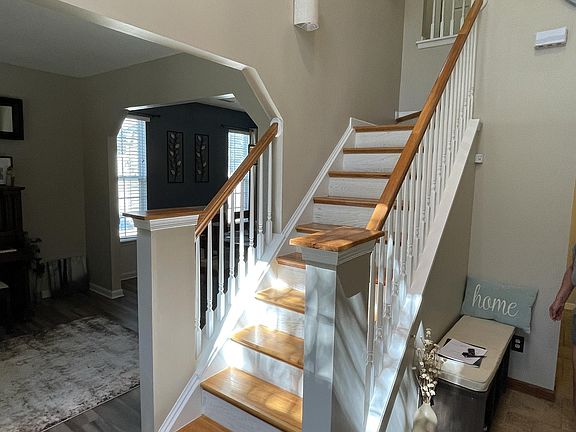 4th image of 206 Southlake Pl
