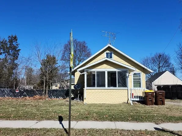 2808 W Michigan Ave, Lansing, MI 48917