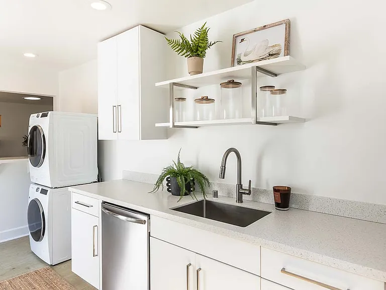380 Christina Way — Photo 43