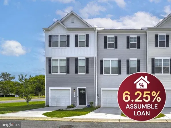 22501 E Maxine Way, Great Mills, MD 20634