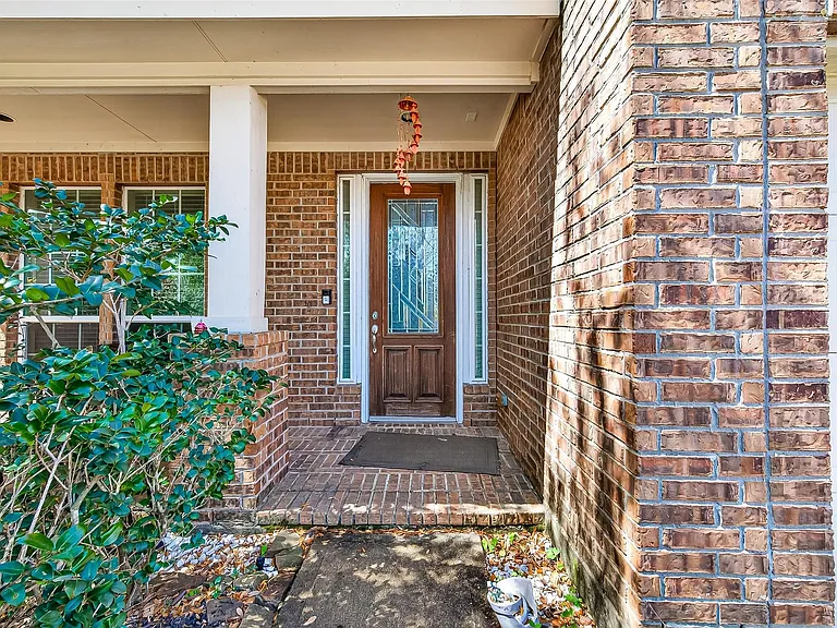 3002 Overbrook Meadow Ln — Photo 3