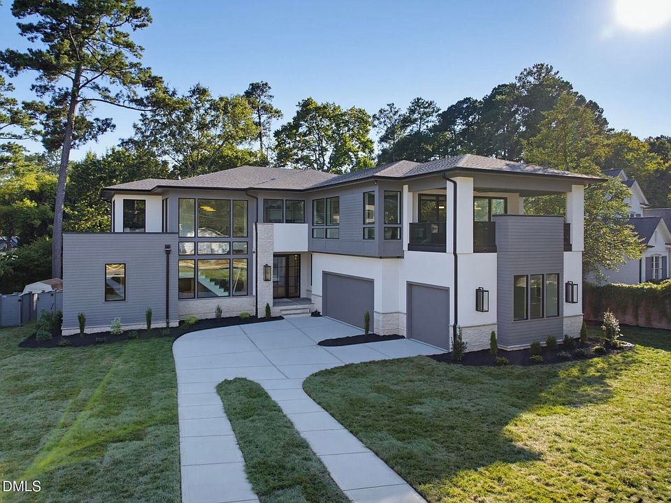1st image of 4907 Yadkin Dr