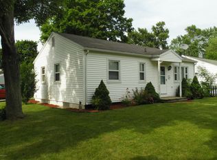 701 Alma St, Dowagiac, MI 49047