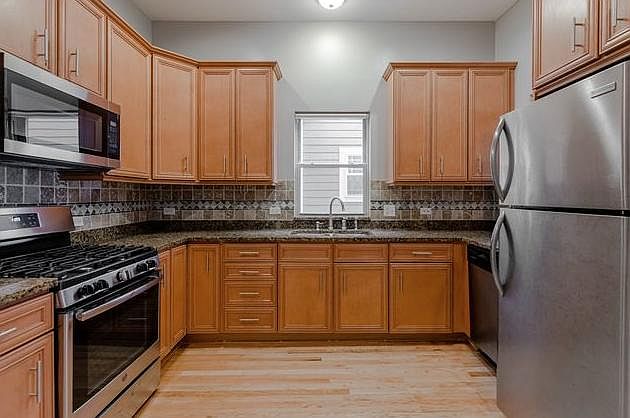 1st image of 4546 N Lawndale Ave
