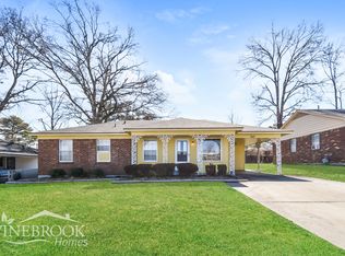323 Meadowood Ave, Memphis, TN 38109