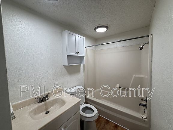 5th image of 318 E Redwood St #72-4