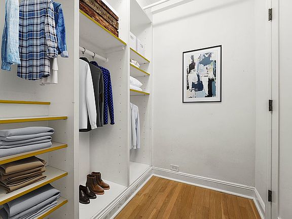 4th image of 10 Park Ave #6R