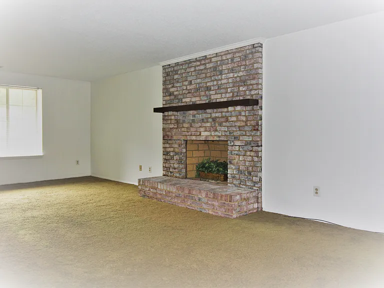 8200 Mahogany Dr — Photo 11
