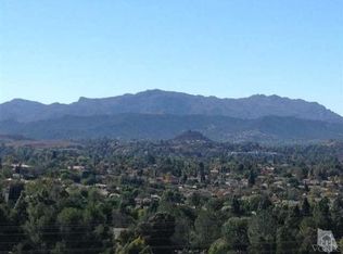888 E Calle Pinata, Thousand Oaks, CA 91360