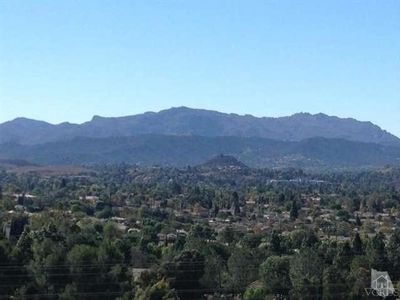 888 E Calle Pinata, Thousand Oaks, CA, 91360