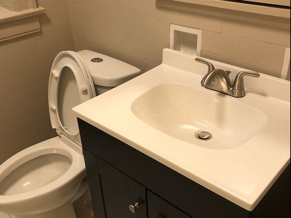 1st image of 8234 S Ingleside Ave #1