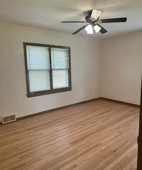 2315 S Lombardy Ln — Photo 12