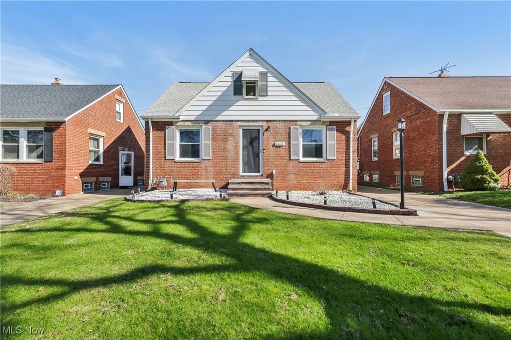 Real estate listing image