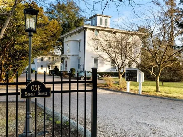 1 Morgan Street #3, Stonington, CT 06379