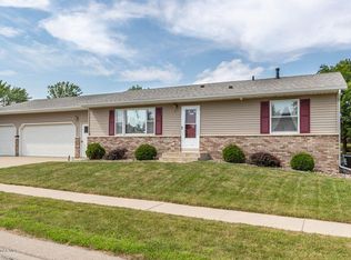 4707 8th St NW, Rochester, MN 55901