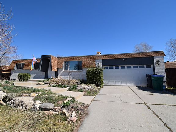 2nd image of 8147 S Boysenberry Dr