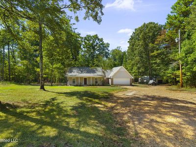 1522 W Flowers Rd, Terry, MS, 39170