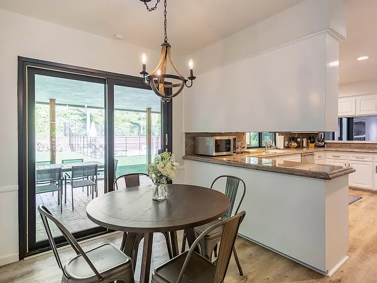 17133 Adlon Rd — Photo 12