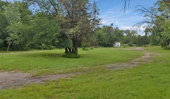 3rd image of 6606 Bonnie View Rd