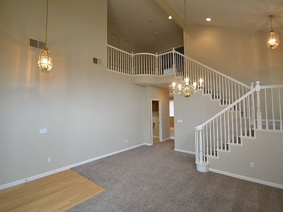4th image of 8678 Heritage Hill Dr