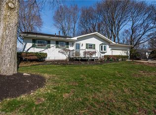 1761 Piercy Dr, Akron, OH 44312