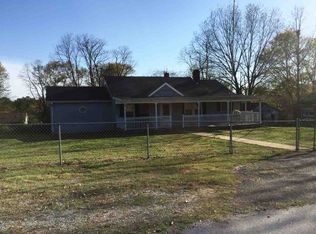 703 Palmetto Dr, Walhalla, SC 29691