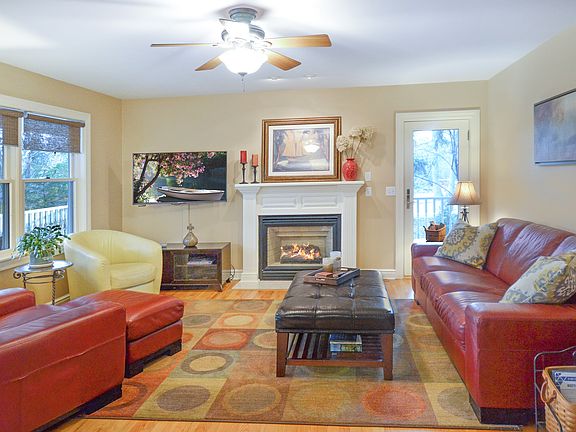 2nd image of 4648 E Island Pines Dr