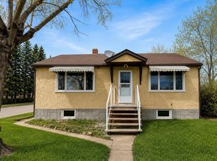614 S 6th Ave, Wainwright, AB T9W 1B2