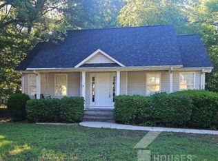 108 Forrest Dr, Fountain Inn, SC 29644