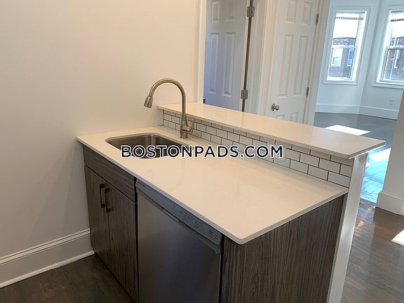 5th image of 124 Peterborough St #21NG
