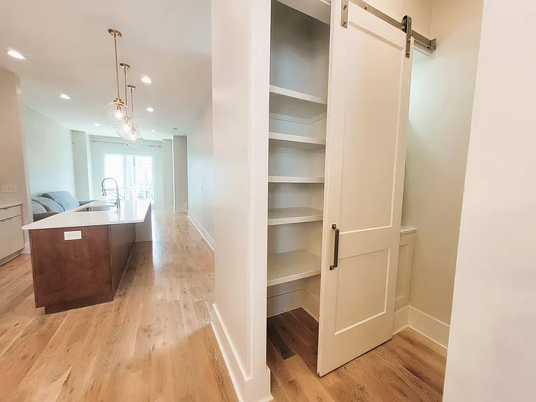 1213 10th Ave N #8 — Photo 18