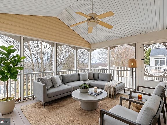 4th image of 3839 Mulberry Point Ct