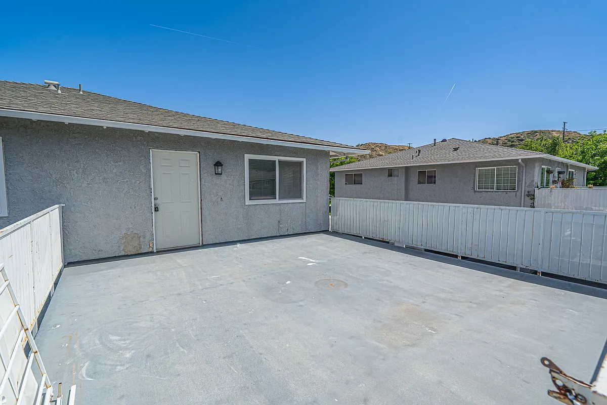 Building Photo - 20825 Plum Canyon Rd